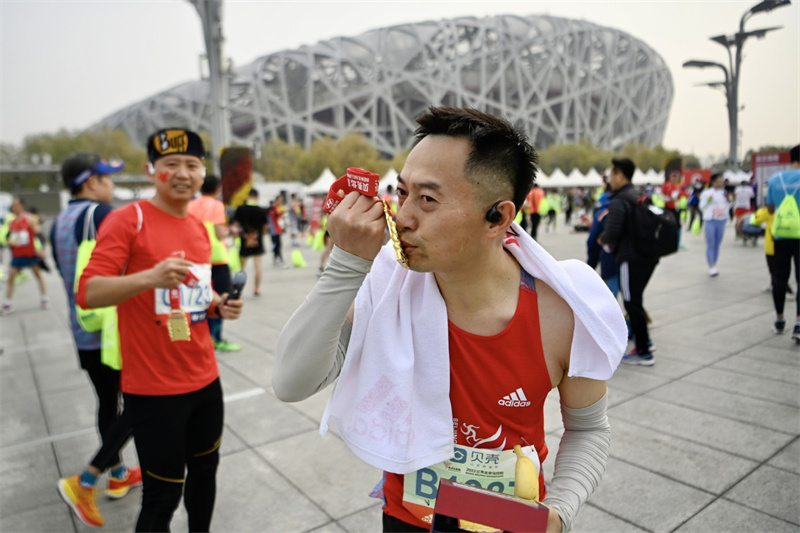 Maratona de Beijing regressa após hiato de dois anos