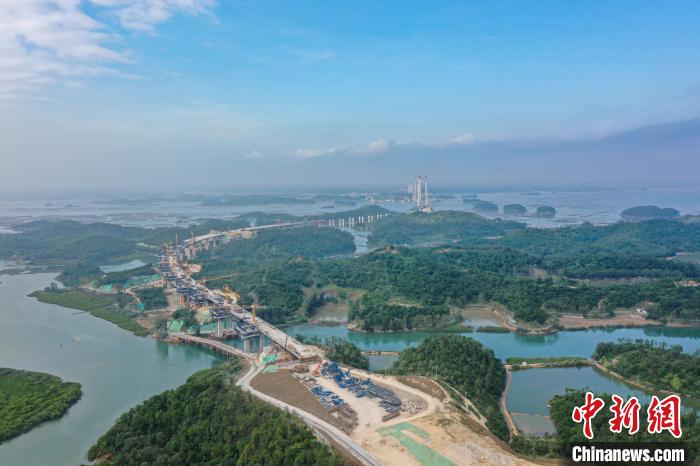 Guangxi: ponte transmarítima mais extensa está em construção