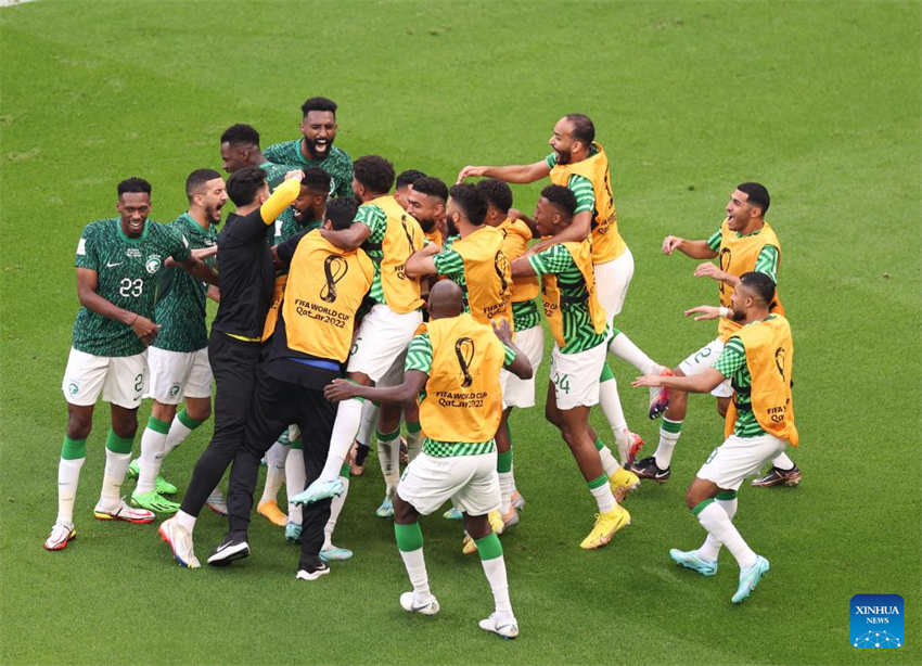 Copa do Mundo: Arábia Saudita vence Argentina no Grupo C