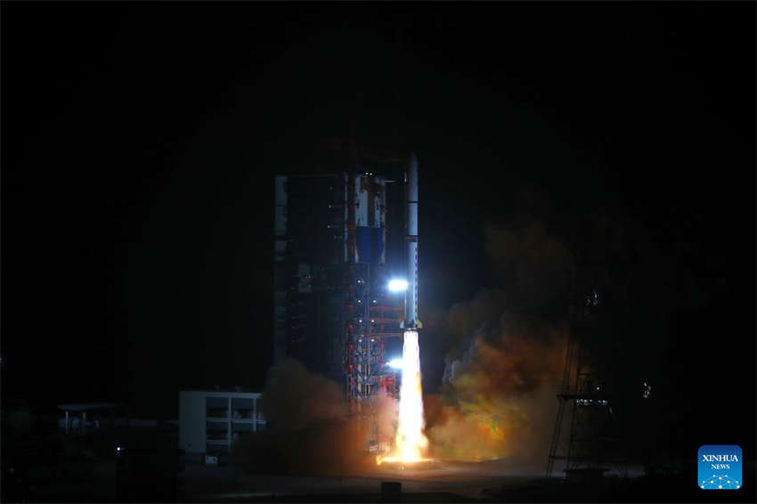 China lança novo satélite de sensoriamento remoto