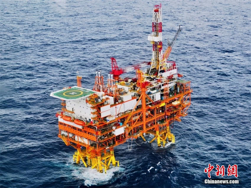Maior plataforma offshore de produção de petróleo da Ásia entra em operação