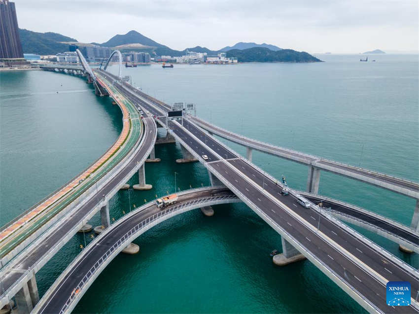 Ponte Tseung Kwan O Cruzado de Hong Kong é aberta ao tráfego