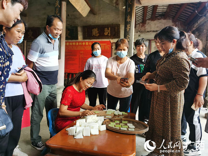 China: vila tradicional em Yulin mostra nova vitalidade de Guangxi