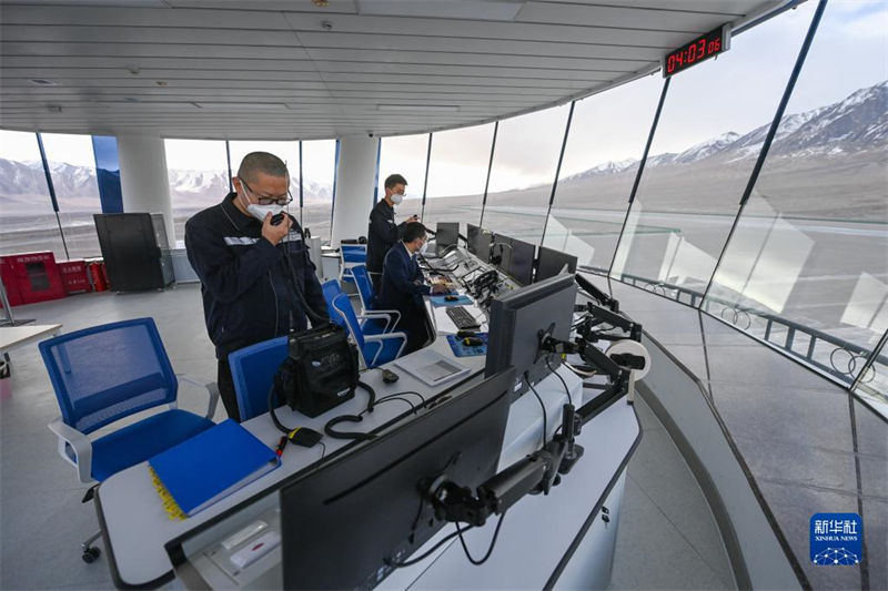 Xinjiang: primeiro aeroporto de alto planalto será inaugurado oficialmente 