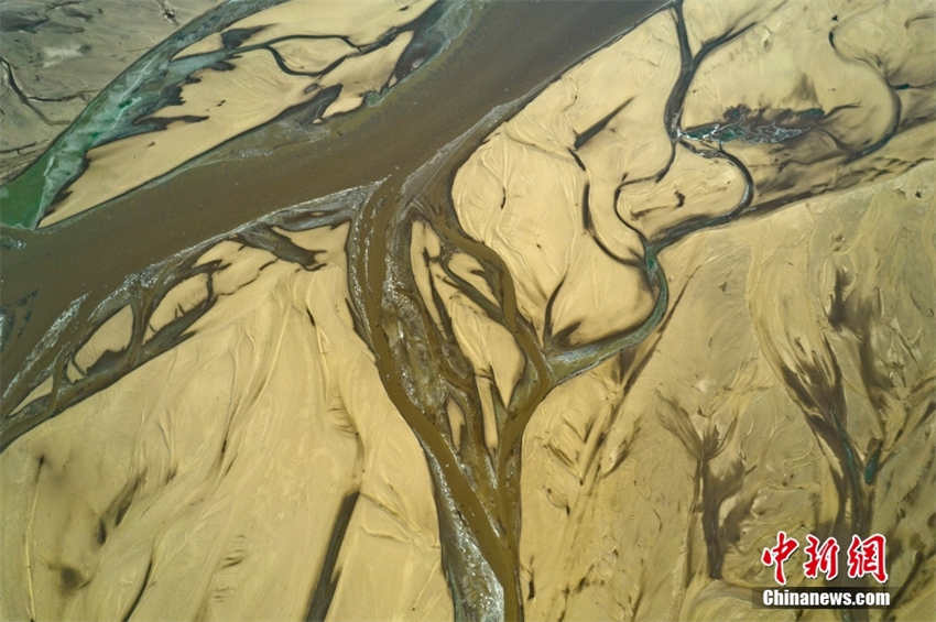 Galeria: paisagem única do rio Amarelo no inverno