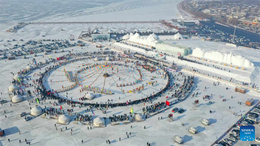 Festival de pesca de inverno começa no nordeste da China