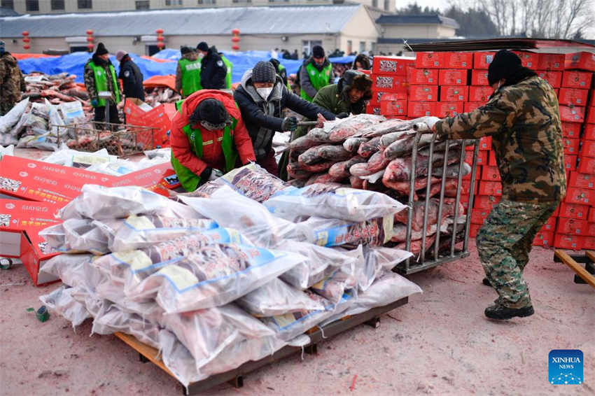 Festival de pesca de inverno começa no nordeste da China