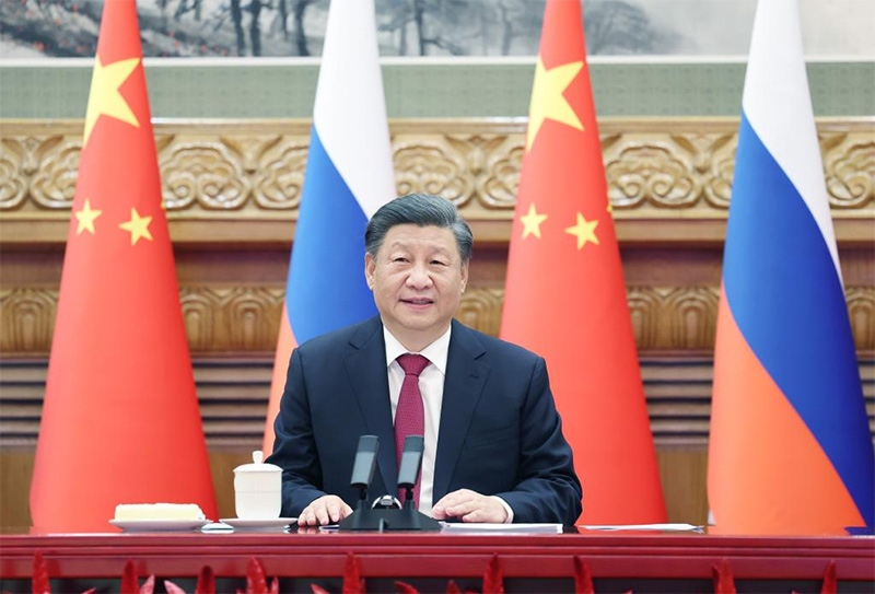 Xi Jinping realiza videoconferência com o presidente russo Vladimir Putin