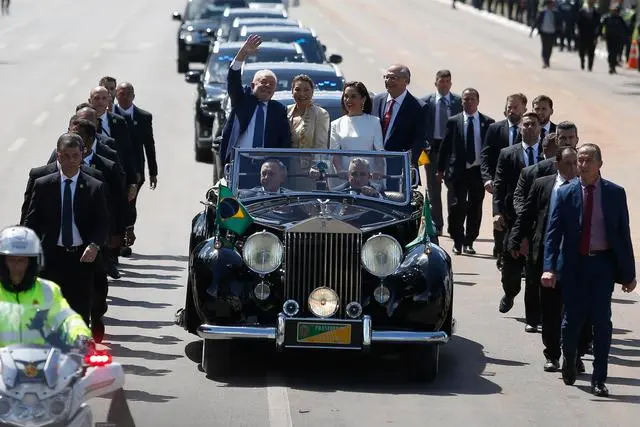 Lula da Silva tomou posse como presidente do Brasil