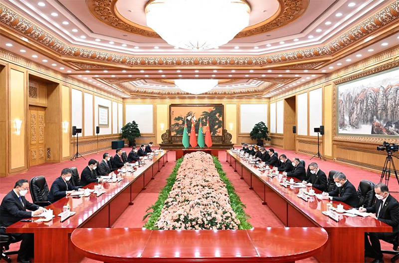 Presidentes chinês e turcomano mantêm conversas, elevando os laços para parceria estratégica abrangente