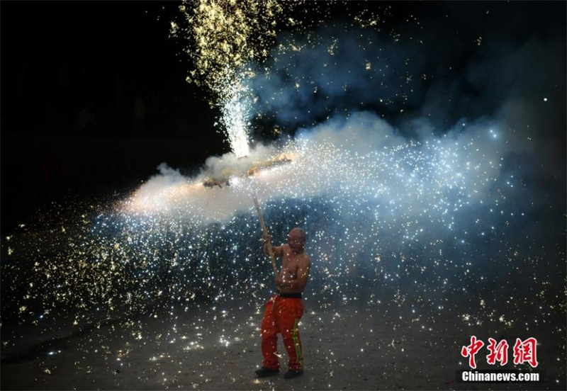 China celebra o Festival das Lanternas