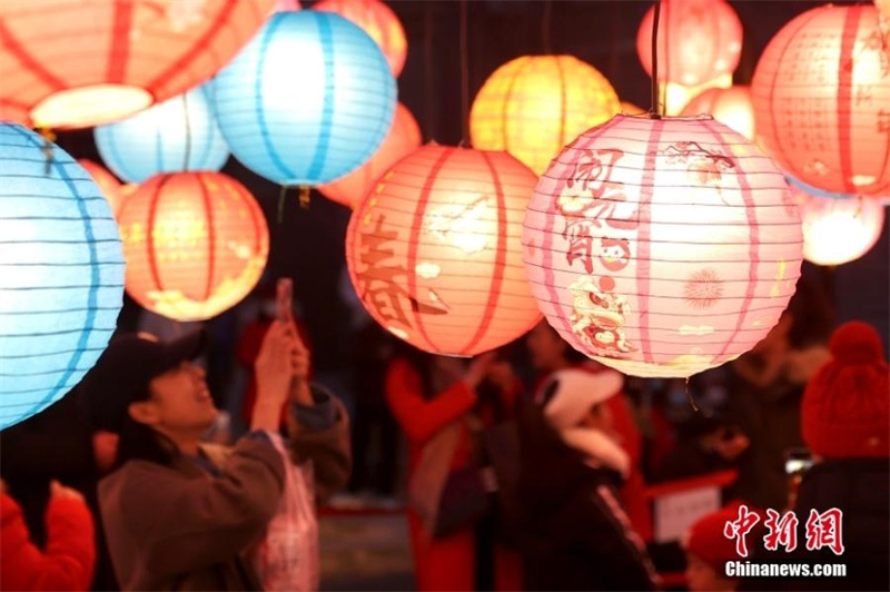 China celebra o Festival das Lanternas