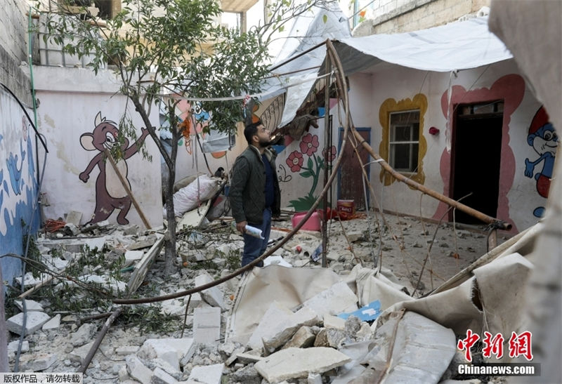 Galeria: jardim de infância fica em ruínas após terremoto na Síria