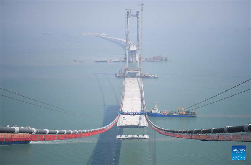 Ponte Lingdingyang está em construção em Guangdong 