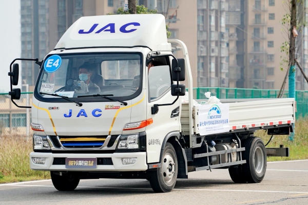 Vendas e exportações da montadora chinesa JAC aumentam em fevereiro