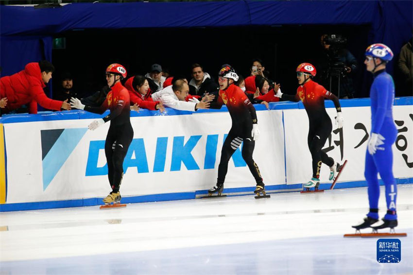 China ganhou 1 ouro e 1 prata no Campeonato Mundial de Patinação de Velocidade em Pista Curta de 2023