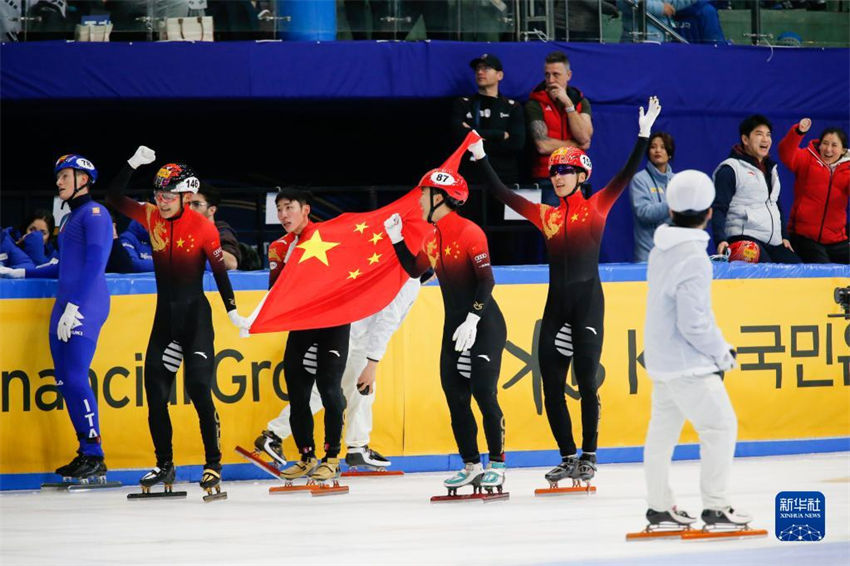 China ganhou 1 ouro e 1 prata no Campeonato Mundial de Patinação de Velocidade em Pista Curta de 2023