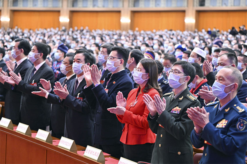 Legislatura nacional da China realiza reunião de encerramento