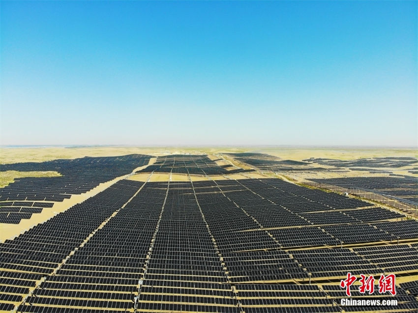 Construção do primeiro projeto de grande base energética integrada em larga escala da China é iniciada em Gansu