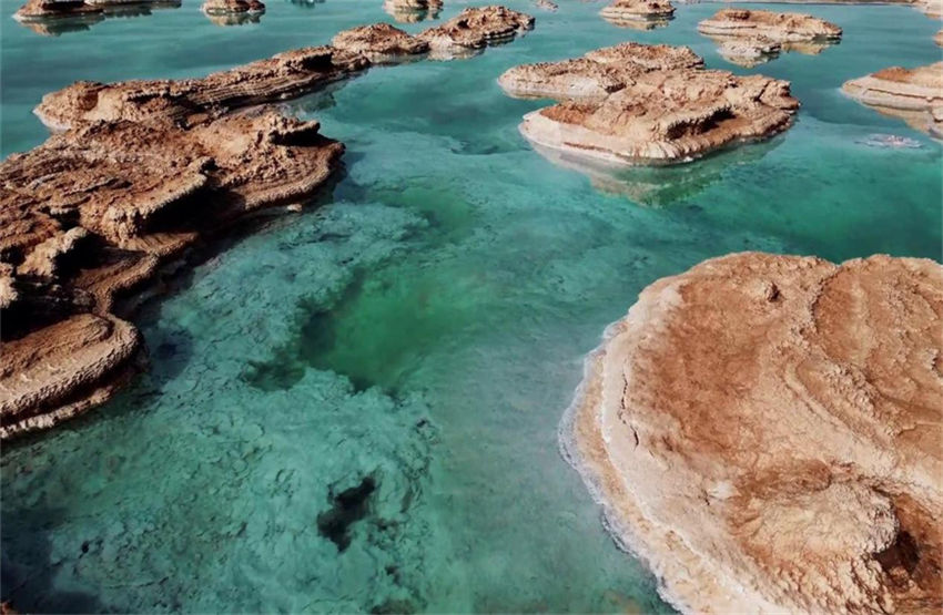 Galeria: geoforma de Yardang mostra paisagem fantástica no lago Lop Nur