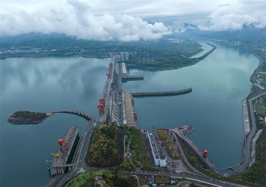 Galeria: paisagem nublada nas Três Gargantas de Hubei