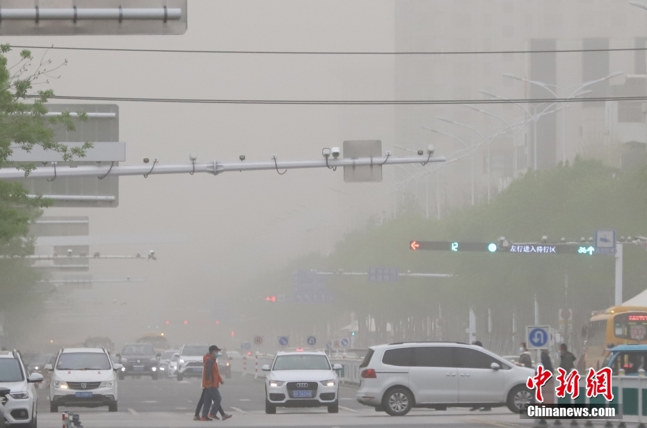 Tempestades de areia afetam muitas partes do norte da China