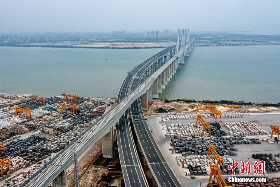 Galeria: trem de alta velocidade Fuzhou-Xiamen-Zhangzhou está em construção