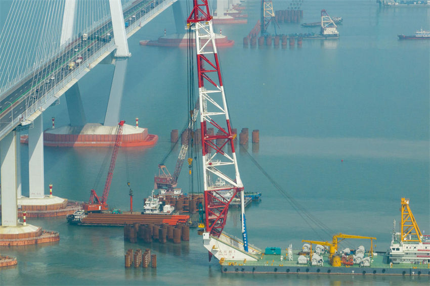 Construção de ponte transfronteiriça em Zhejiang segue em andamento