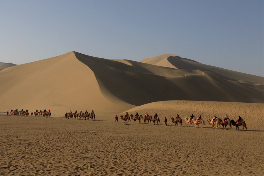 Cenário de Dunhuang promove turismo da Rota da Seda