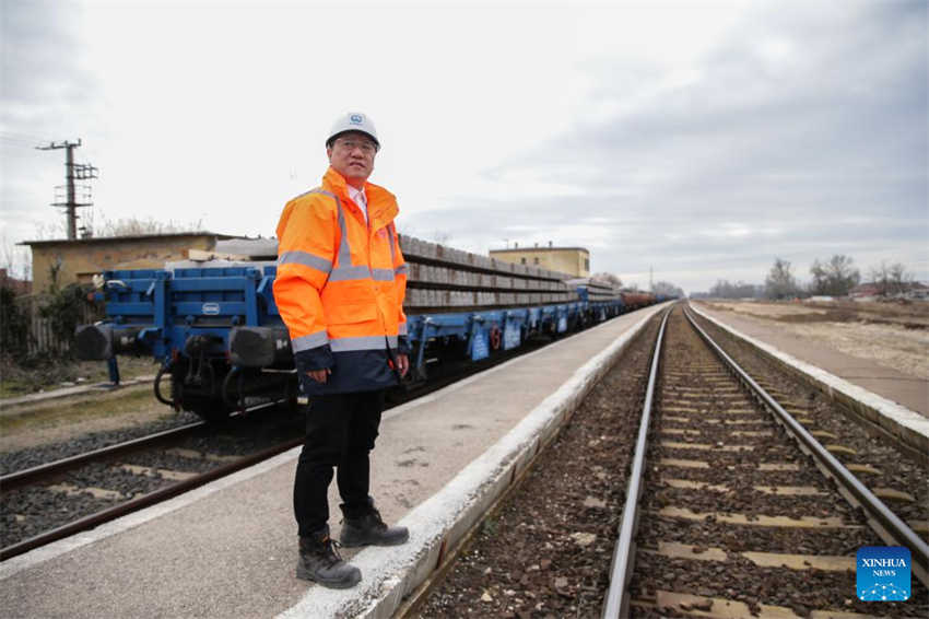 Ferrovia Hungria-Sérvia está em construção