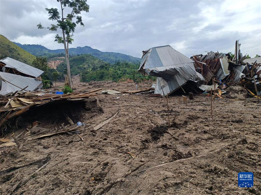 Congo: fortes inundações causam pelo menos 438 mortos no leste do país