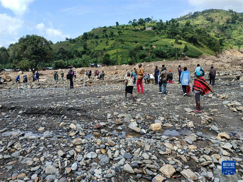 Congo: fortes inundações causam pelo menos 438 mortos no leste do país