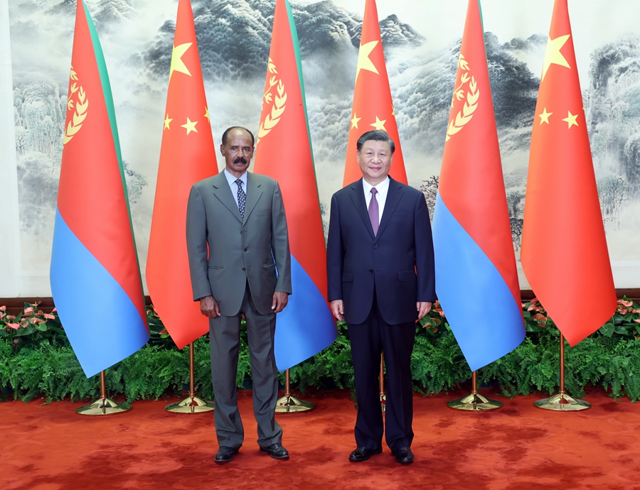 Xi Jinping mantém conversas com presidente da Eritreia