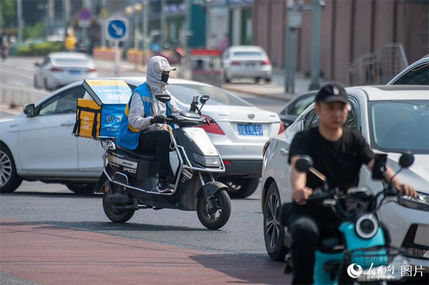 Beijing emite primeiro alerta azul para altas temperaturas