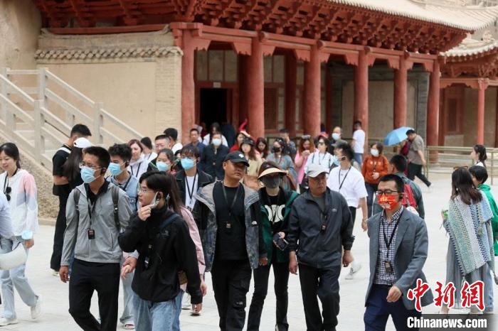 Recepção turística de Dunhuang atinge novo recorde