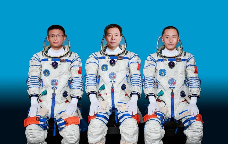 China revela tripulação da Shenzhou-16 para missão da estação espacial