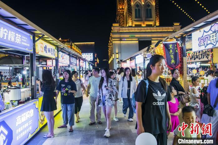 Distrito cultural e turístico ganha popularidade no sul da China