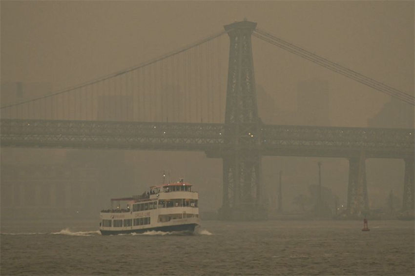 Incêndios florestais no Canadá afetam qualidade atmosférica em Nova York