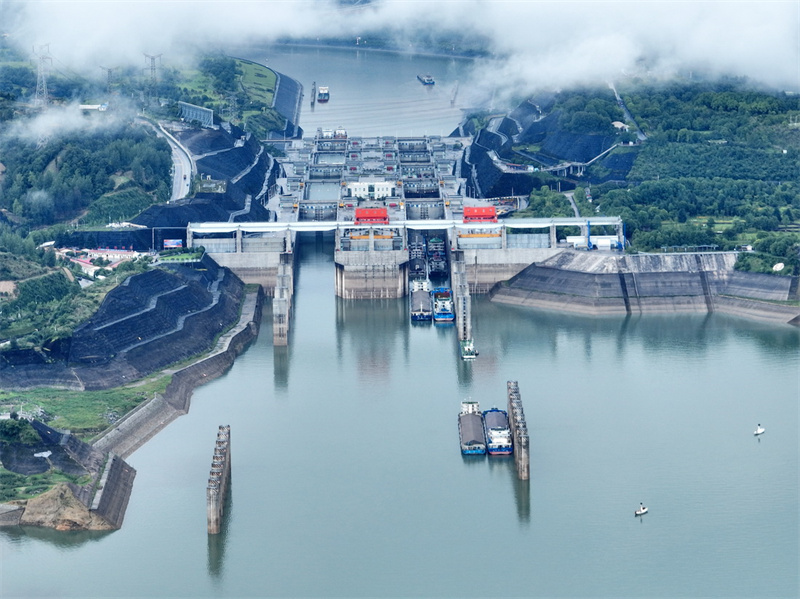 Transporte de mercadorias através da barragem das Três Gargantas excede 1,91 bilhão de toneladas em 20 anos