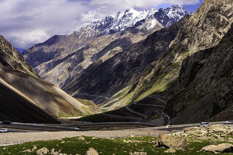 Xinjiang: rodovia Duku reaberta ao tráfego