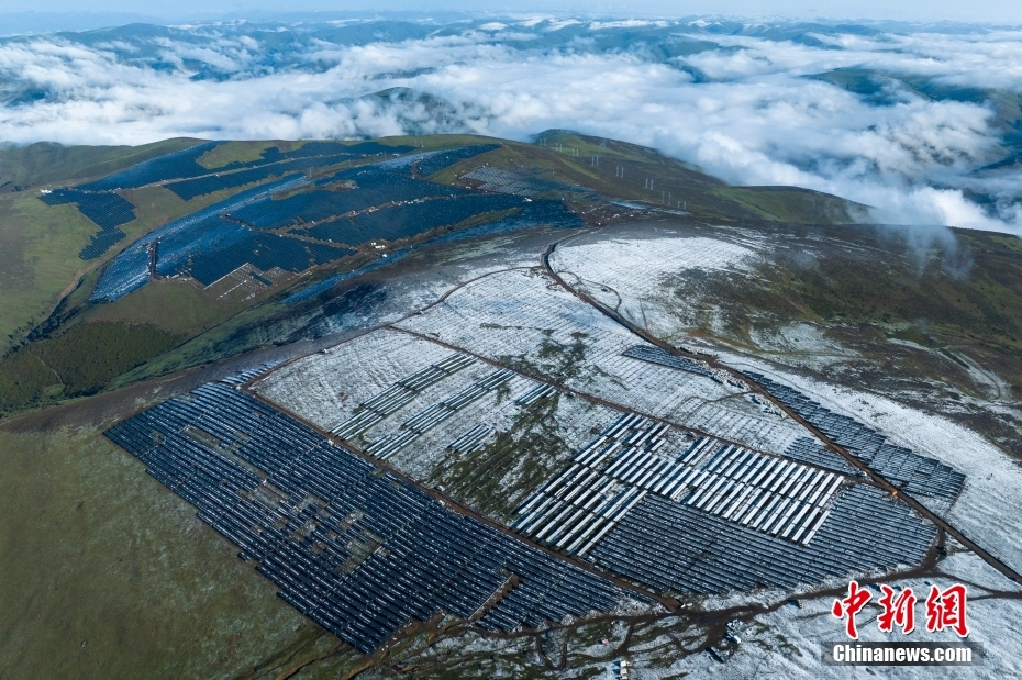 China: maior estação híbrida de energia solar e hídrica do mundo colocada em operação em Sichuan