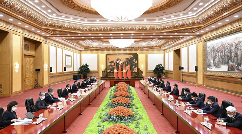 Xi Jinping reúne-se com primeiro-ministro vietnamita