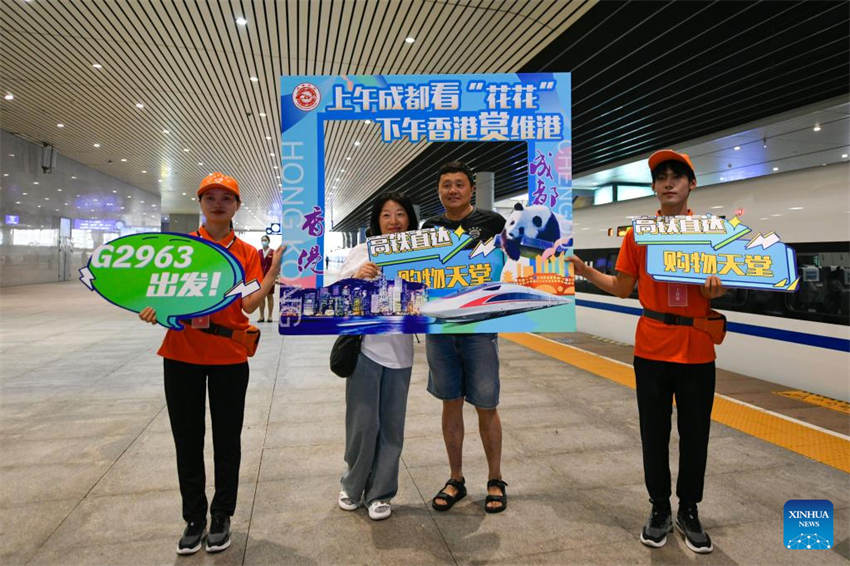 Nova ferrovia de alta velocidade conecta Hong Kong e Chengdu