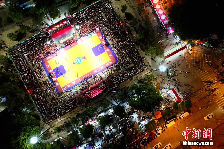 Quanzhou organiza torneio rural de basquete, leste da China