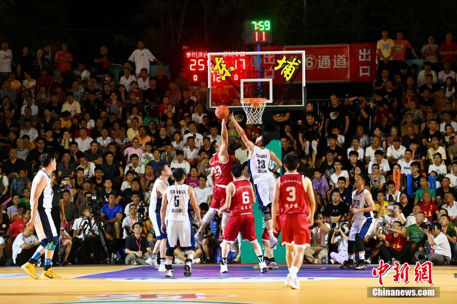 Organização de torneio rural de basquete prepara porco e ovelha como prémios em Fujian