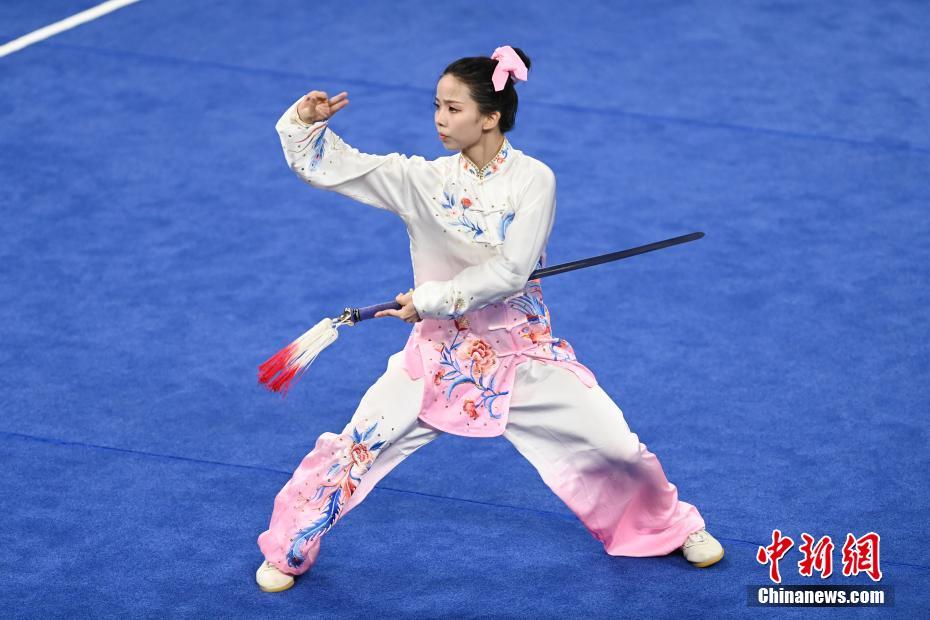 Universíade de Chengdu: Chen Xiaoli, vence medalha de ouro em epada tai chi