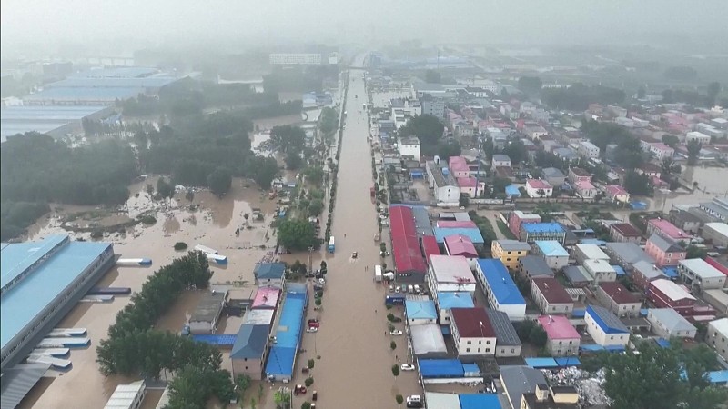 Mais de 133.000 locais são afetados por inundações em Zhuozhou, no norte da China