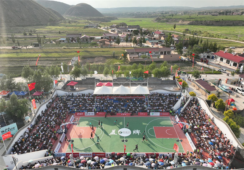 Torneio rural de basquete é iniciado em Ningxia, noroeste da China