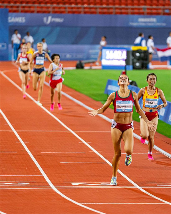 Universíade de Chengdu: atleta portuguesa conquista medalha de ouro nos 5.000 metros