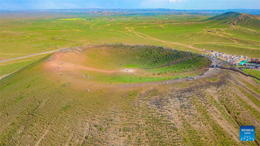 Mongólia Interior: aglomerado de vulcões de Ulanhada atrai turistas